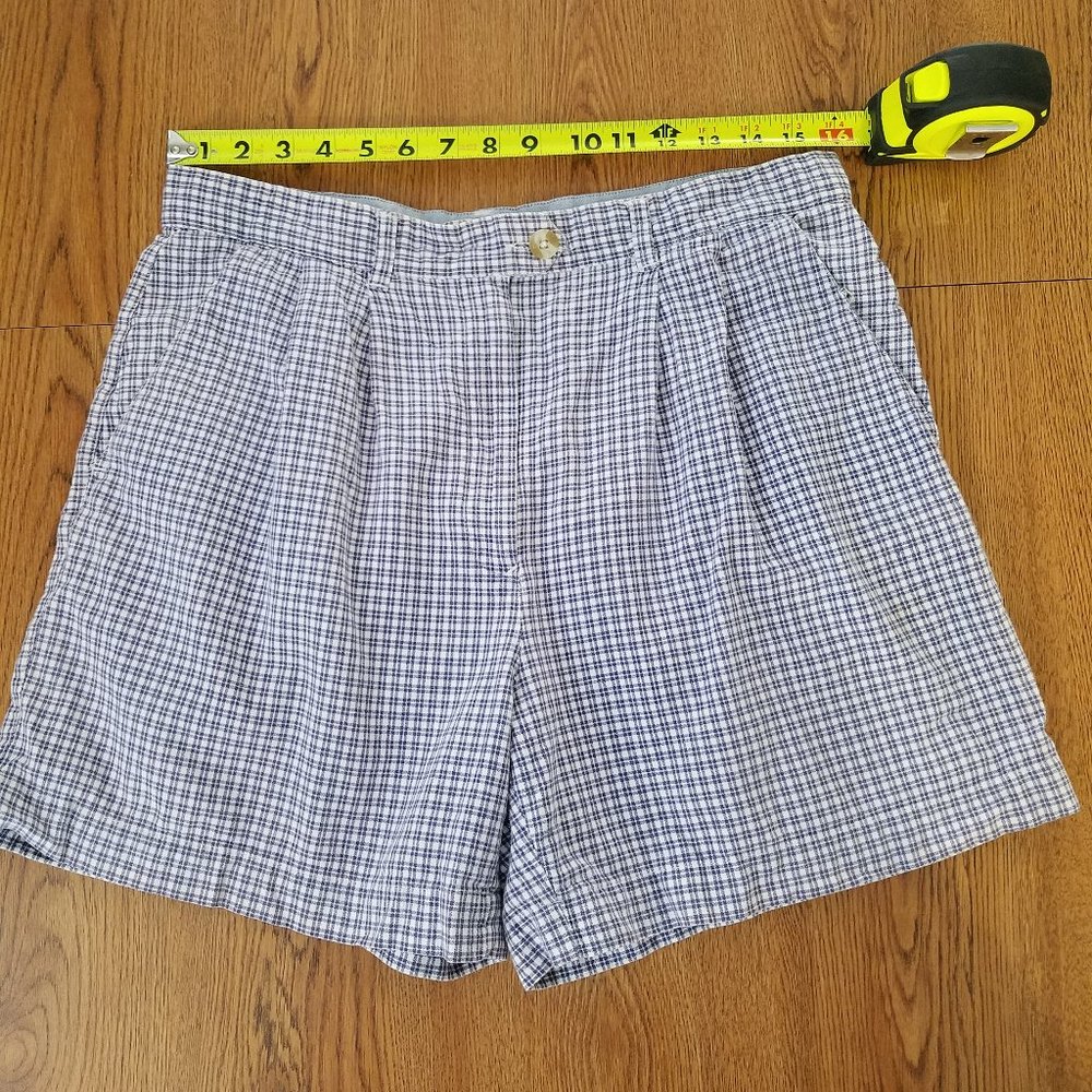 Tommy Hilfiger White & Blue Plaid Shorts, Size 14